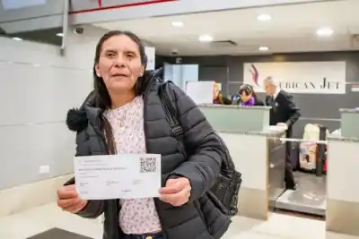 Nunca había subido a un avión: la invitación que cambió su historia en Chos Malal