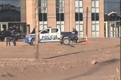 Apareció un cuerpo en una obra de Añelo: lo que nadie esperaba encontrar frente al Eco Hotel