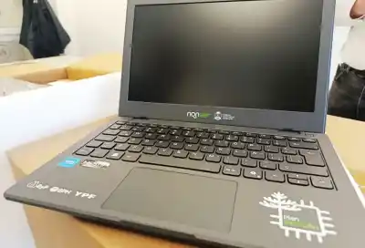 20 notebooks llegaron a una escuela de Neuquén: el detalle que emocionó a los alumnos