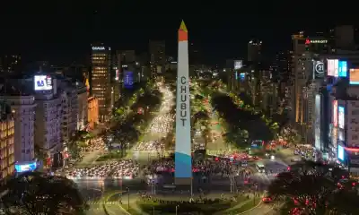 Chubut llevó su primavera al Obelisco y dejó a todos mirando hacia el sur