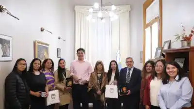 Tres tucumanos ya tienen fecha para dar clases en Francia: el detalle que pocos conocen