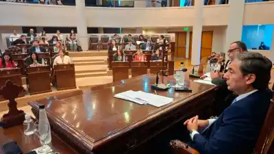 Una decisión judicial en Nueva York desató una reacción inesperada en la Legislatura: ¿Qué celebraron con tanto fervor?