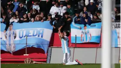 Argentina sufrió hasta el último suspiro y se metió en semifinales