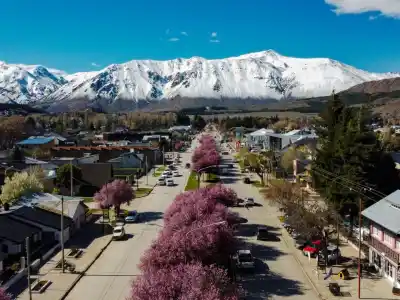Esquel se desprende de sus vehículos oficiales: cuánto costará quedarse con uno