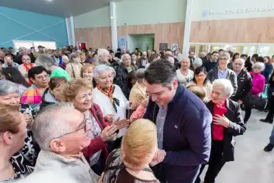 El centro que cambió la vida de los mayores en Río Grande: más de 500 personas lo eligen cada semana