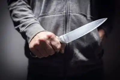 Beltrán: una pelea tras los festejos terminó con dos heridos y un agresor que escapó en moto