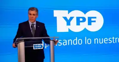 El gremio petrolero apuntó contra Pablo González: "Acordó pasar 400 millones de dólares a la caja de Santa Cruz"