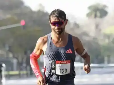 El formoseño que corrió la Maratón de Buenos Aires y se metió en el top 90 entre 16.384 runners
