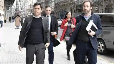 Kicillof se sube al avión a Nueva York: el motivo que pocos esperaban