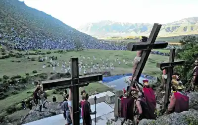 ¿Qué atrae a miles de turistas a un destino del norte en Semana Santa?
