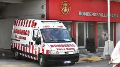 Dos motos chocaron en barrio Ameghino: un joven terminó en el Pasteur