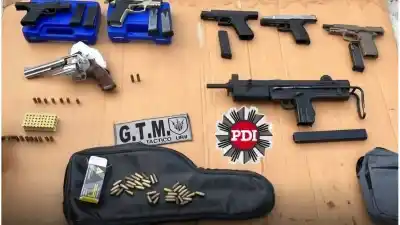 Allanaron tres casas en Las Flores y encontraron algo que no esperaban