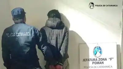 La Policía llegó a una casa de Siján por una denuncia y terminó rodeada: dos sargentos heridos y un arma secuestrada