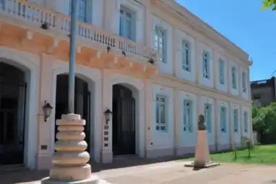 Un nene de 7 años dejaría de querer ir a la escuela: lo que la familia denunció en la comisaría