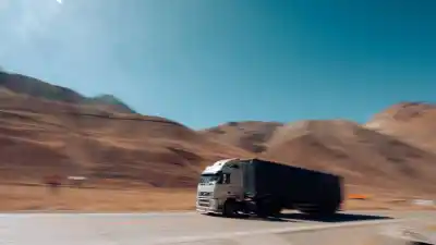 Un camionero arranca septiembre con un piso de $1.075.910,44: cuánto puede llegar a embolsar