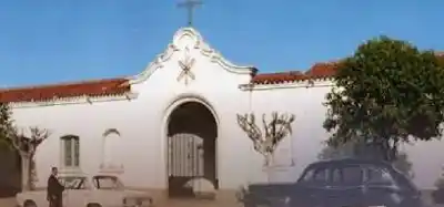El cementerio de Laguna Larga abrió sus puertas y nadie imaginó lo que guardan sus tumbas