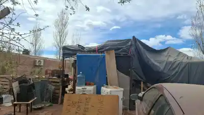 Se instalaron en un terreno que no era de nadie, pero la Justicia los esperó con una orden