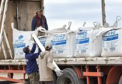 Recibieron los materiales para construir su casa: cómo sigue el plan en cuatro localidades