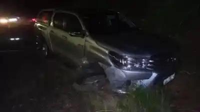 Manejaba una Hilux en Puesto Viejo, volcó y se negó a soplar: la decisión que ahora lo complica