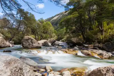 El rincón de Neuquén que guarda glaciares, géiseres y una cumbre de 4.709 metros