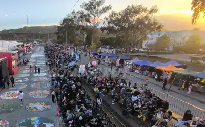 La FNE ya vive su tercera noche doble: el dato que cambió el orden de todo el desfile