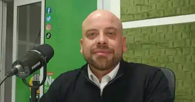 El concejal que se prepara para 2027 y tiene un plan que incomoda a la Provincia