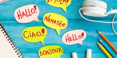 30 años enseñando idiomas en Posadas: la fiesta que preparan en plena calle Félix de Azara