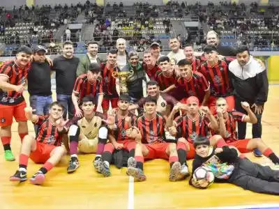 Ganaba 2-1 y la final se le escapó de las manos: quién levantó el Apertura de Futsal AFA