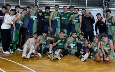 Hindú y Villa San Martín se metieron en un clásico que se definió en el cierre: lo que pasó en la cancha