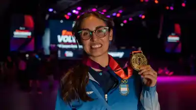 Dejó los esports por la maternidad, pensó que no volvía y terminó haciendo historia para Argentina