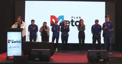 Sáenz redobla la apuesta en los clubes salteños: qué prometió para los próximos meses