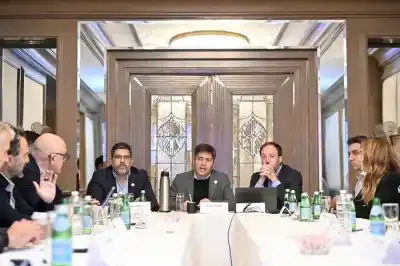 Kicillof llevó su mensaje a Nueva York: el dato que dejó picando ante los inversores
