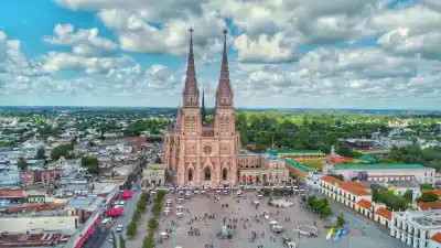 La visita del Papa a Luján ya tiene precio: lo que piden por dormir una noche