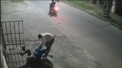 Lo esperaron con un cuchillo en Perico: lo que se llevaron no fue lo único que duele