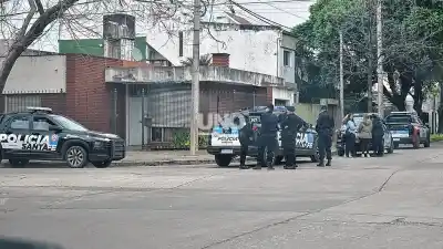 Una mujer apareció sin vida en su casa de barrio Siete Jefes: la clave que hallaron junto a su cama