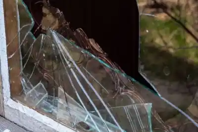 Llegó a abrir su parrillada en La Banda y la escena lo dejó helado: había un faltante imposible de explicar
