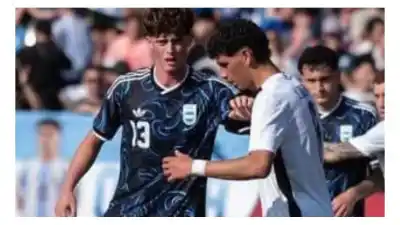 Lo comparan con Messi, juega en Barcelona y confesó qué siente por Argentina