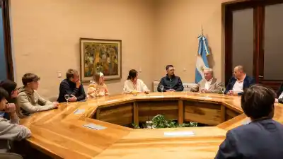 Catamarca recibe a una comitiva francesa y hay expectativa por lo que pasará en Icaño