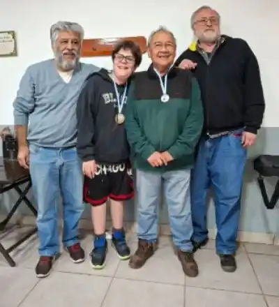 Un ajedrecista barilochense no dejó ni una: ganó todas las partidas del Grand Prix
