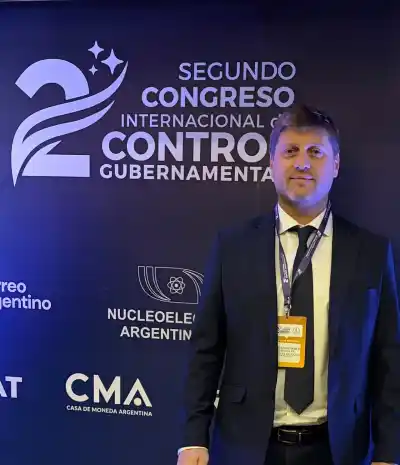 Neuquén se sentó en la mesa donde 15 países discuten cómo controlar a los que manejan la plata pública