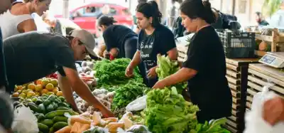 Los vecinos lo pidieron durante años y ahora la feria llega con un día extra