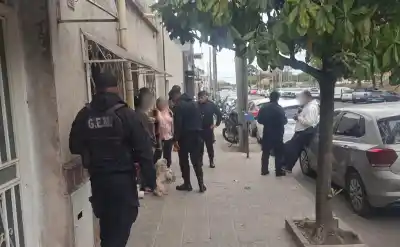Llamaron al 911 por un posible secuestro, pero la puerta se abrió y todo se complicó