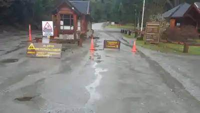 Cerraron todas las sendas del Nahuel Huapi: lo que se viene esta noche no es solo lluvia