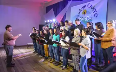 Cuatro noches de coros en Madryn: quiénes suben al escenario y el cierre que nadie espera