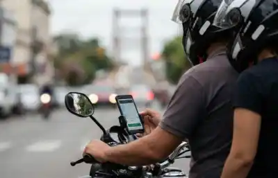Pedía viajes con perfiles falsos y estafaba a los motoqueros: así cayó en Tucumán