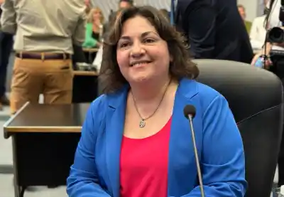 Robledo abre la Legislatura a las mujeres de los pueblos: el plan que ya genera expectativa