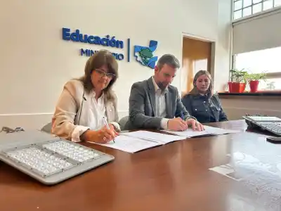 La movida que estira el día en tres escuelas de Santa Rosa y que nadie vio venir