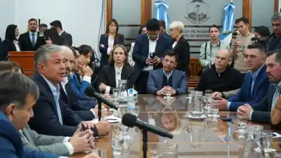 Neuquén: 116 mil millones para obras en todos los municipios, con un detalle que nadie esperaba
