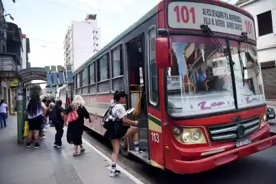 Feriado del 24: qué abre y qué no en San Miguel de Tucumán y el detalle que muchos pasan por alto