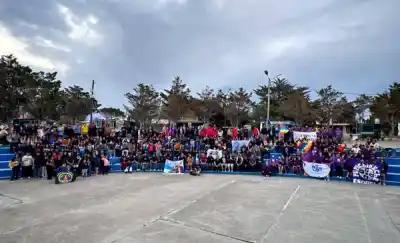 Cientos de chicos de varias provincias llegaron a Playa Unión y sorprendieron con lo que hicieron en el Anfiteatro